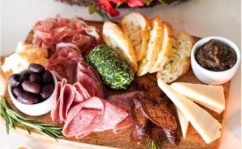 Charcuterie Box Sets and Gift Baskets